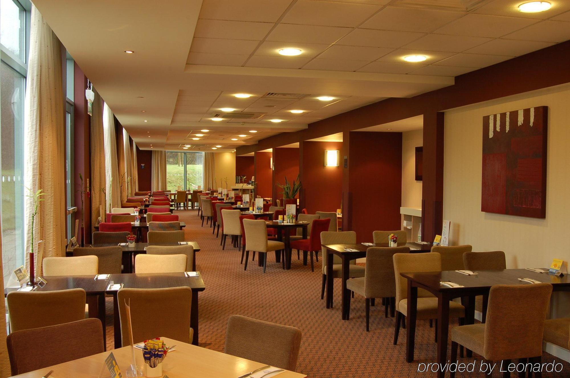 Holiday Inn Express London Stansted Airport By Ihg Stansted Mountfitchet Restaurante foto